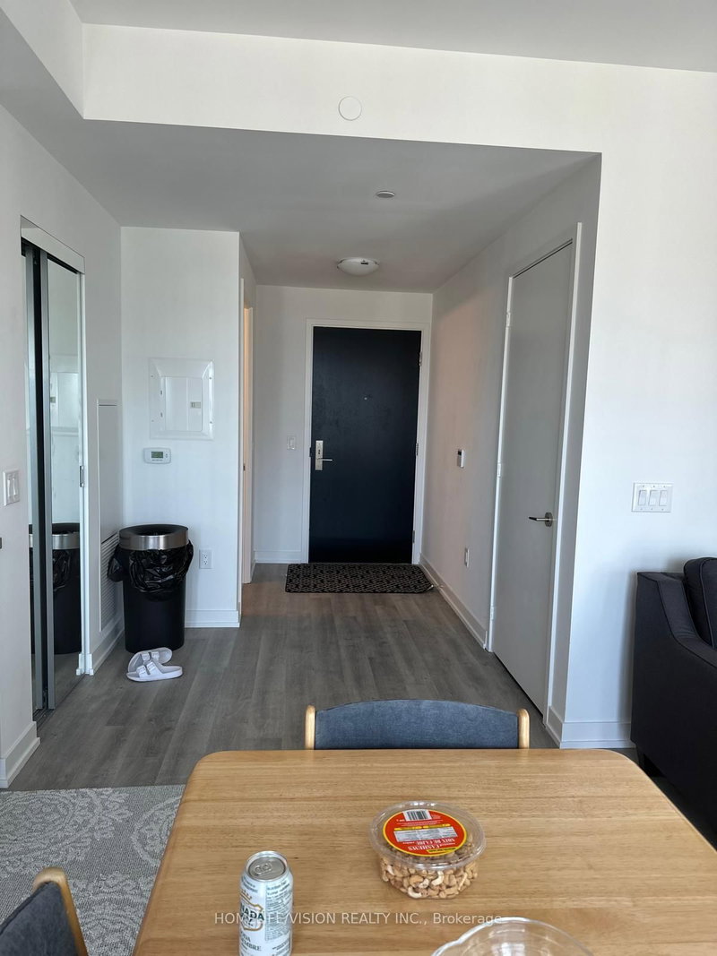 Room1