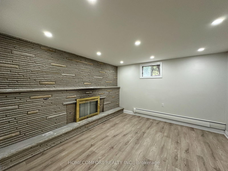 Lower 1 - 45 Ernest Ave, Toronto, M2J 3T4 | Image 3