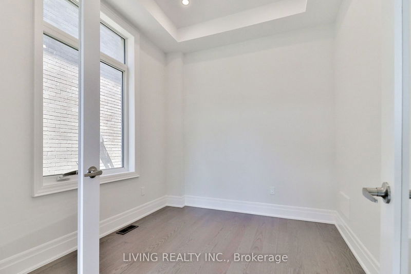 11 Becky Cheung Crt  Toronto, M2M 0B7 | Image 4