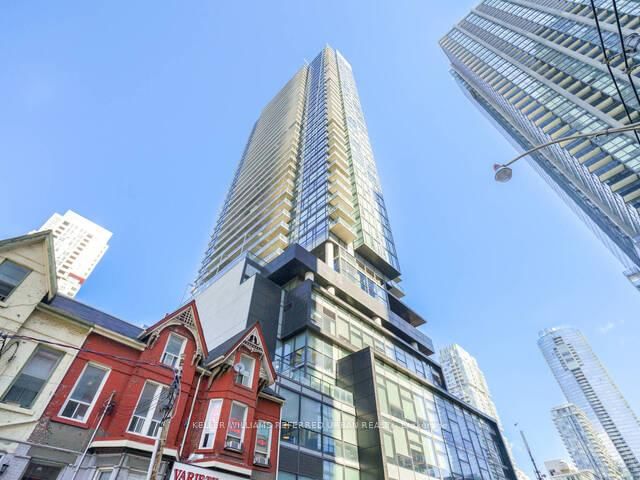 1006 - 290 Adelaide St W, Toronto, M5V 0P3 | Image 2
