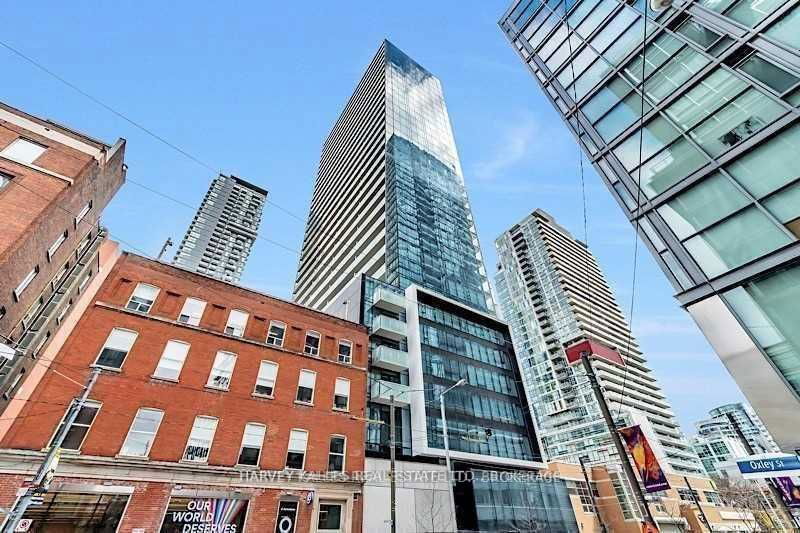 home for lease on 1506-11 Charlotte Street