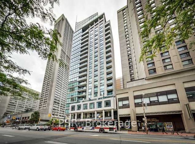 home for lease on 504-1121 Bay Street W