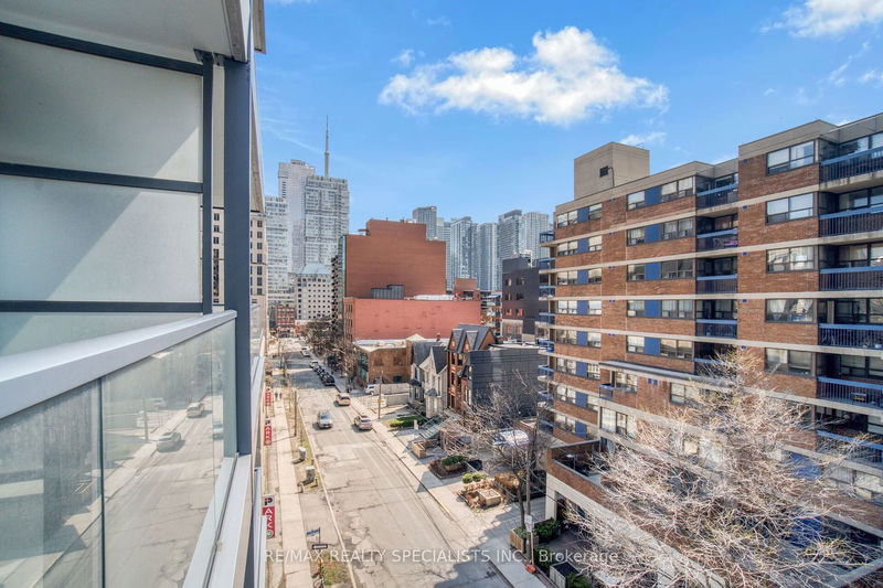  605 - 210 Simcoe St  Toronto, M5T 0A9 | Image 30