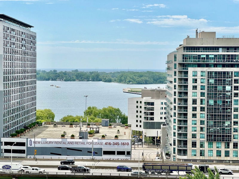 home for sale on 1611-10 Navy Wharf Court