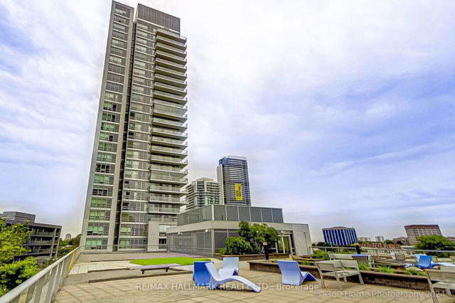 1111 - 30 Herons Hill Way