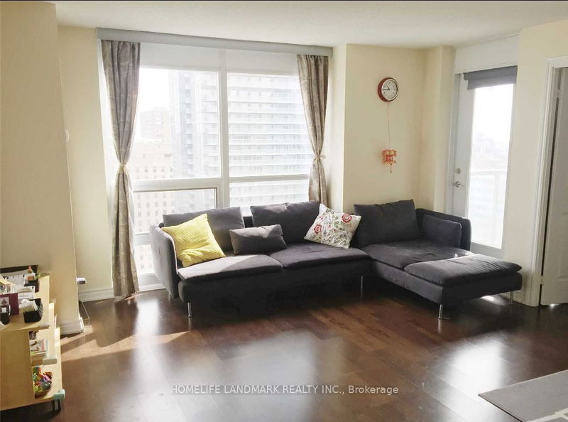 home for lease on 2705-761 Bay Street