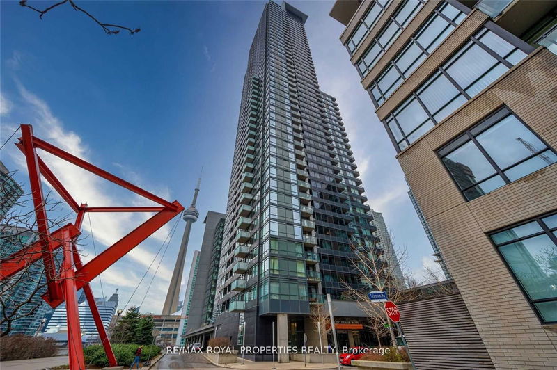 home for lease on 2112-25 Telegram Mews