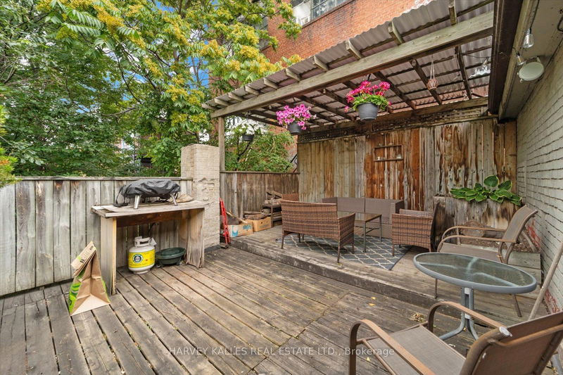 692 Richmond St W Toronto, M6J 1C5 | Image 27