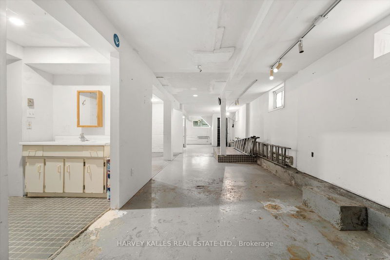 692 Richmond St W Toronto, M6J 1C5 | Image 37