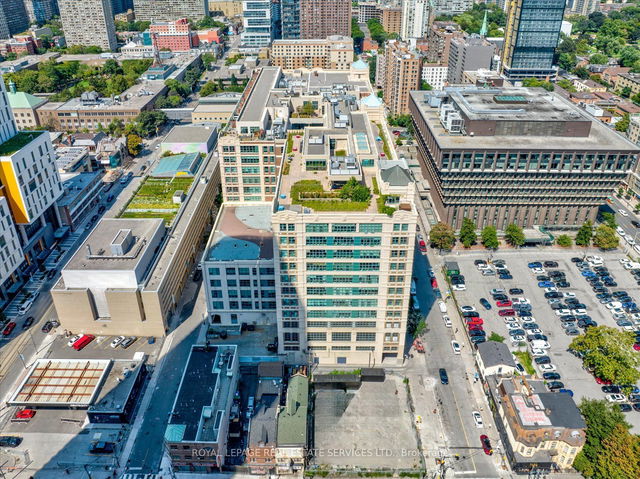 1026 - 155 Dalhousie Street