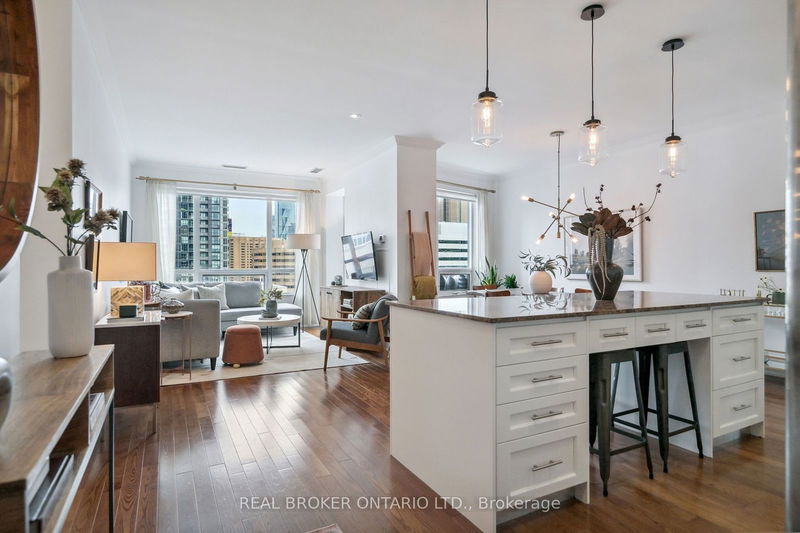 home for sale on 2105-20 Blue Jays Way