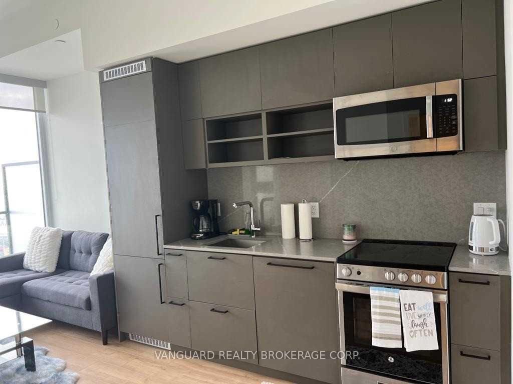 135 East Liberty Street, Unit LP10 - Photo 3