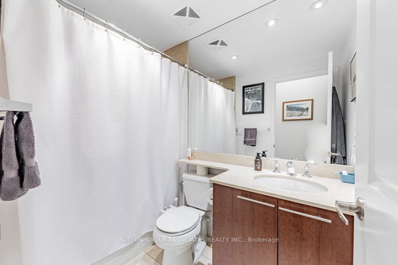  110 - 628 Fleet St  Toronto, M5V 1A8 | Image 12