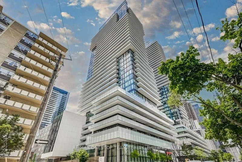 home for lease on 202-185 Roehampton Avenue