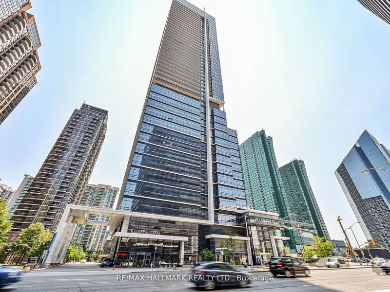 home for lease on 2025-5 Sheppard Avenue E