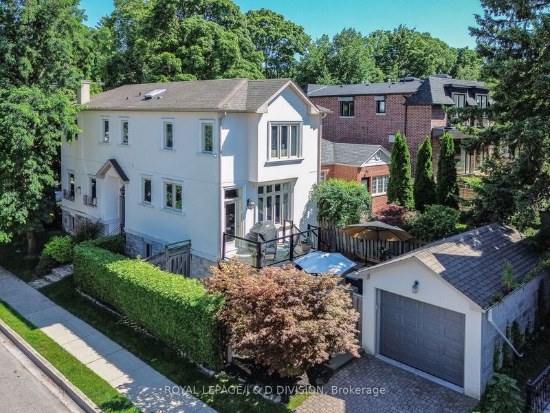 home for sale on 15 Rutherglen Road