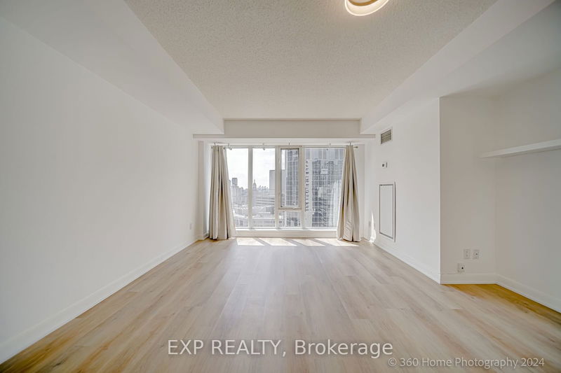 home for lease on 2409-210 Victoria Street