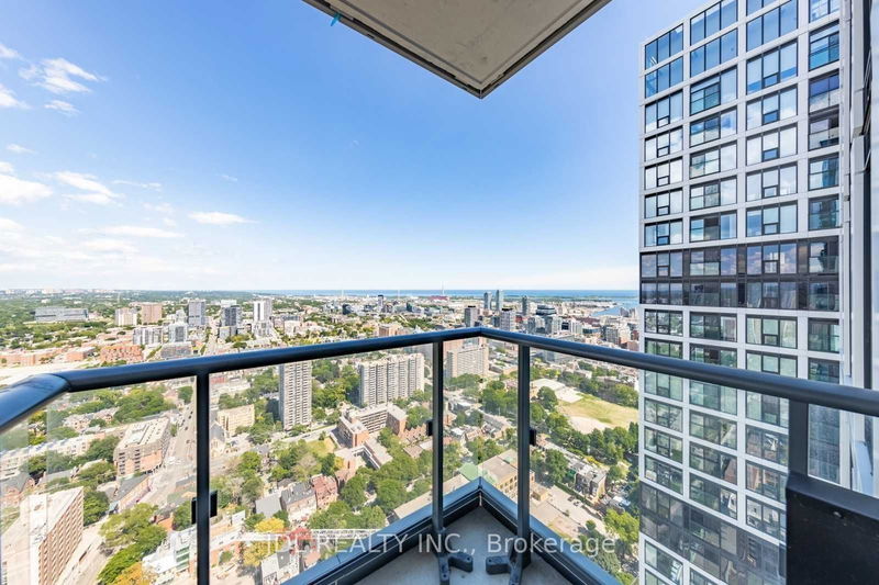 home for lease on 3702-251 JARVIS Street