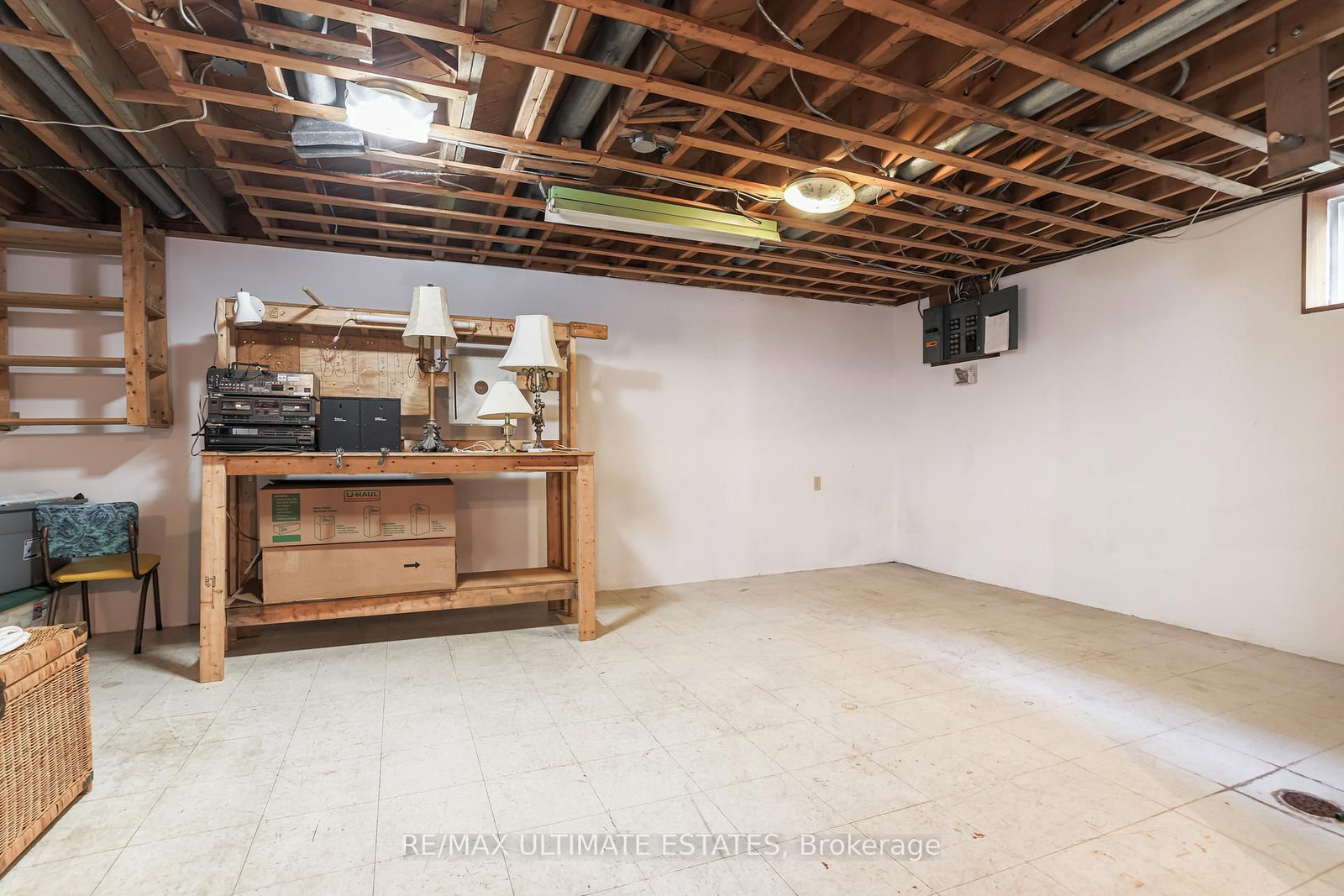Listing Image 16