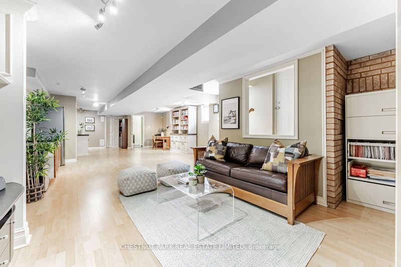 384 Winnett Ave  Toronto, M6C 3M1 | Image 28