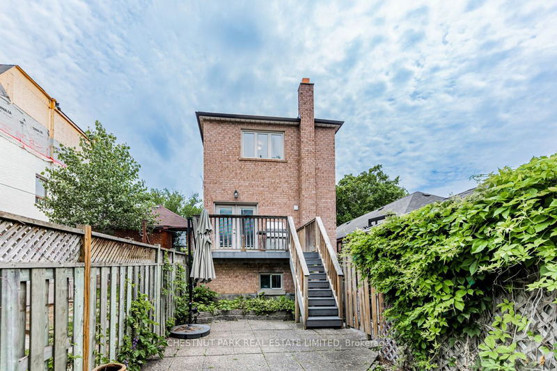 384 Winnett Ave  Toronto, M6C 3M1 | Image 33