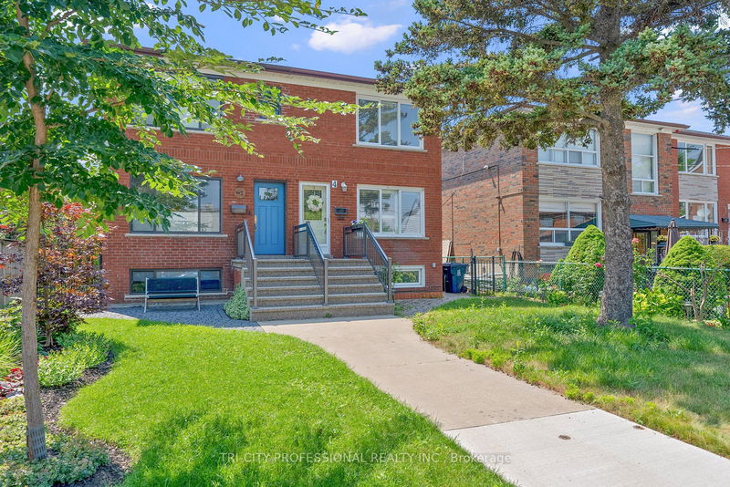 home for sale on 4 Somerset Avenue