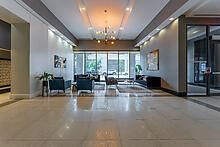 1202 - 19 Grand Trunk Cres, Toronto, M5J 3A3 | Image 2