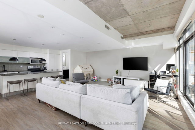 TH10 - 10 Morrison Street