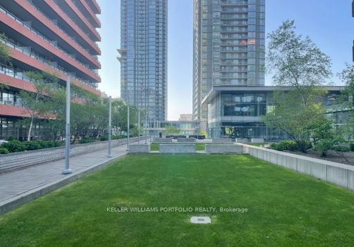 home for lease on 3711-25 Telegram Mews N