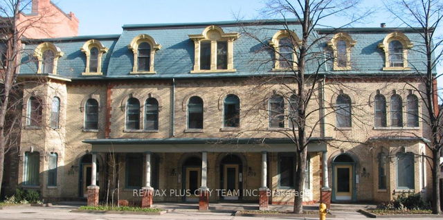 4 - 209 Jarvis Street