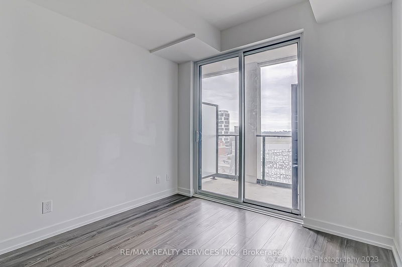  1719 - 20 Edward St  Toronto, M5G 1C9 | Image 13