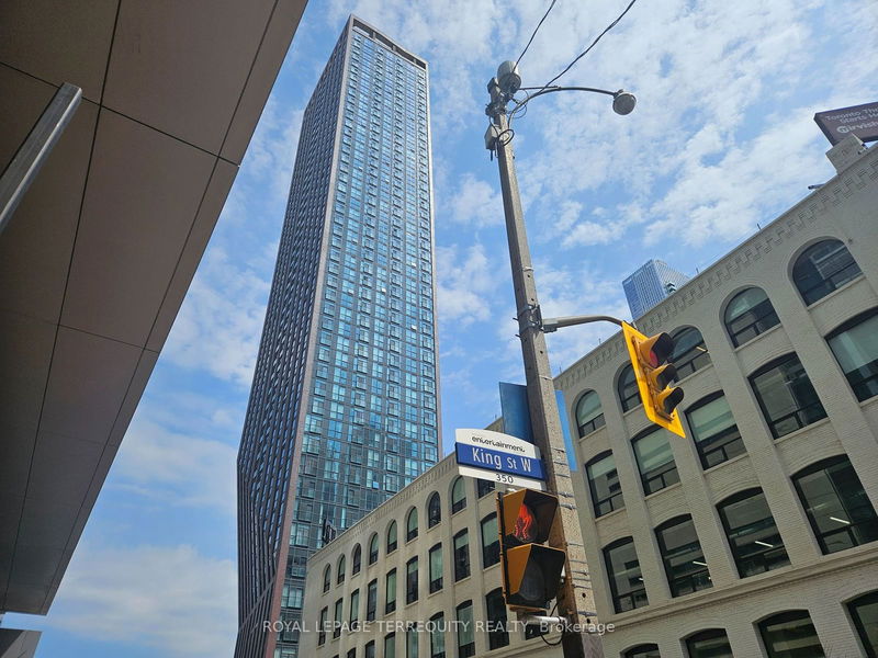 home for lease on 3501-99 John Street