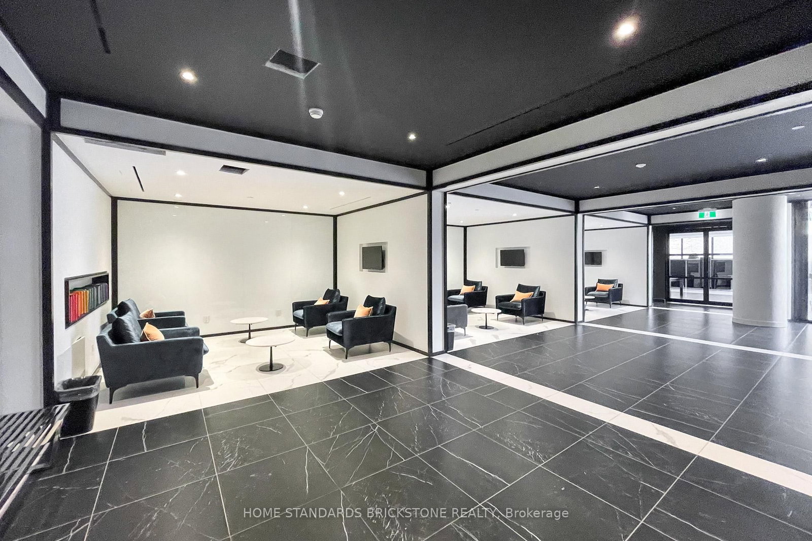 20 Edward Street, Unit 401 - Photo 27