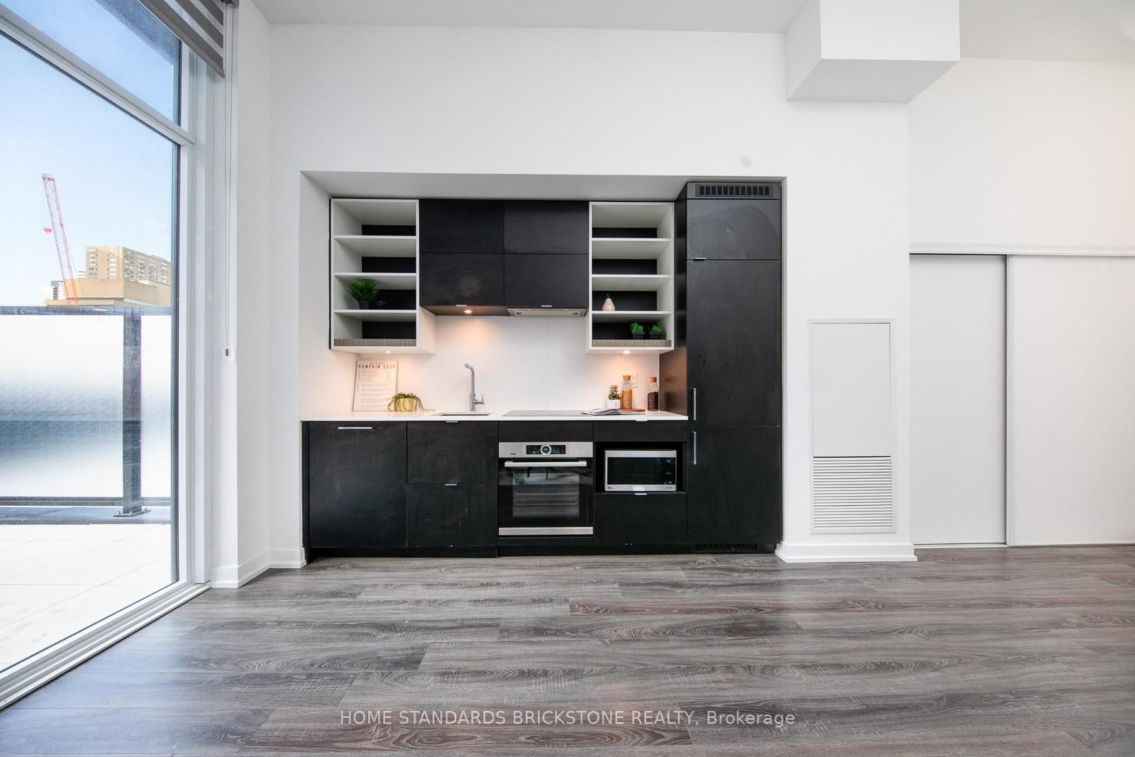 20 Edward Street, Unit 401 - Photo 4