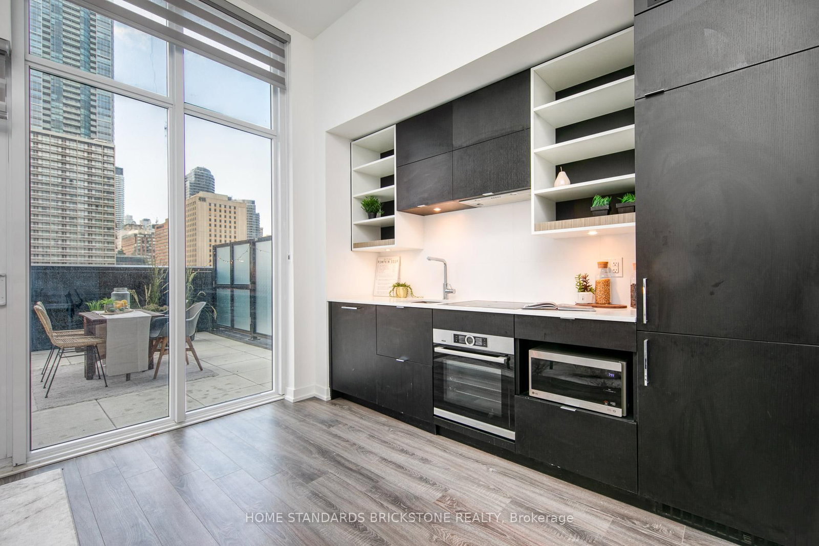 20 Edward Street, Unit 401 - Photo 5