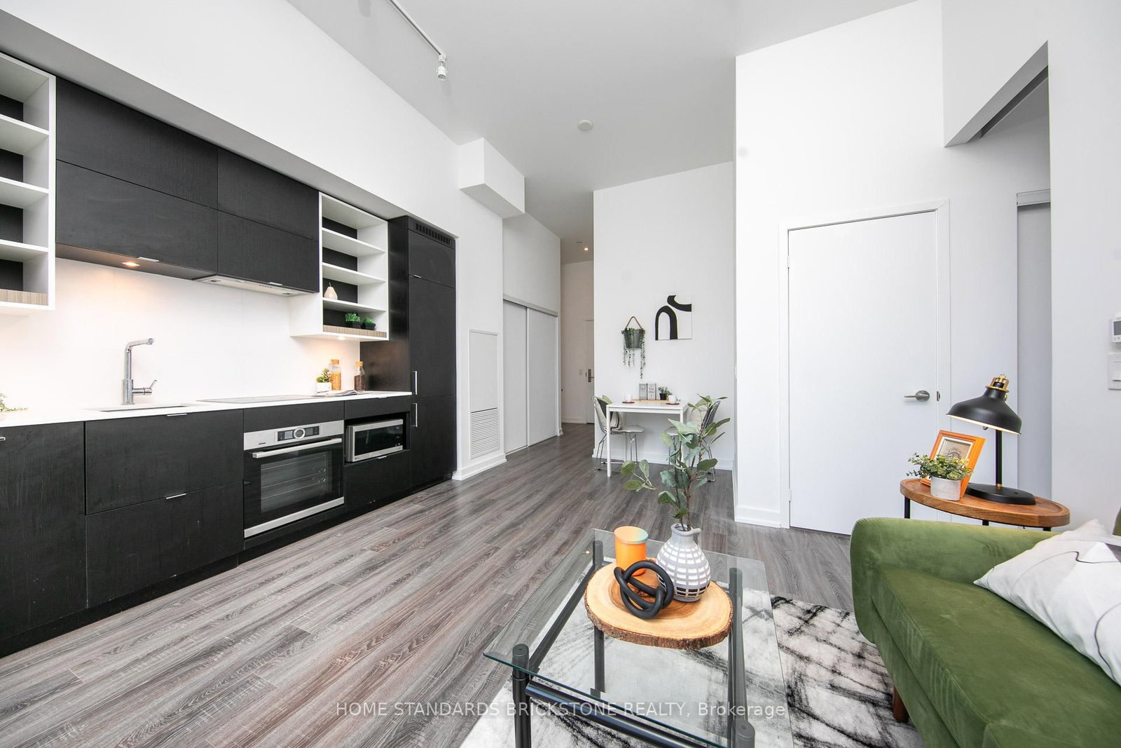 20 Edward Street, Unit 401 - Photo 6