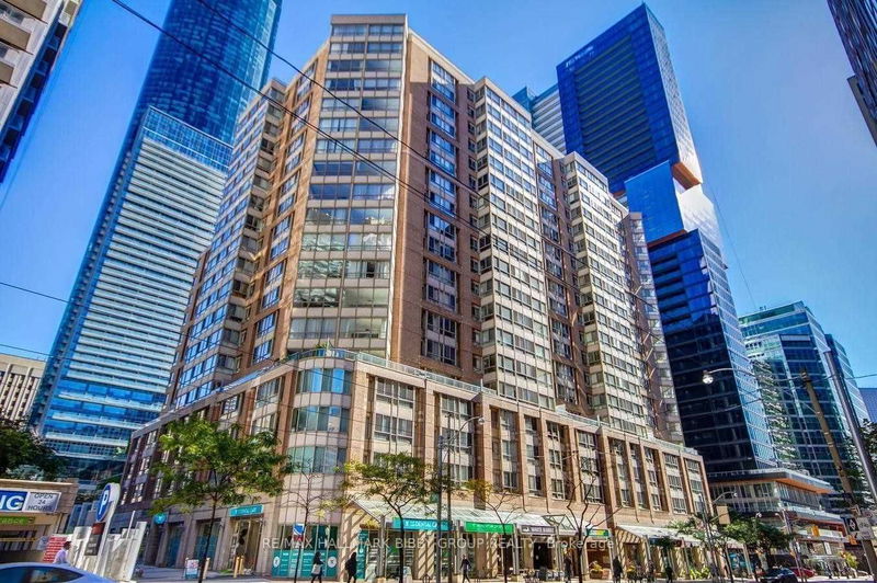 home for lease on 806-44 Gerrard Street W
