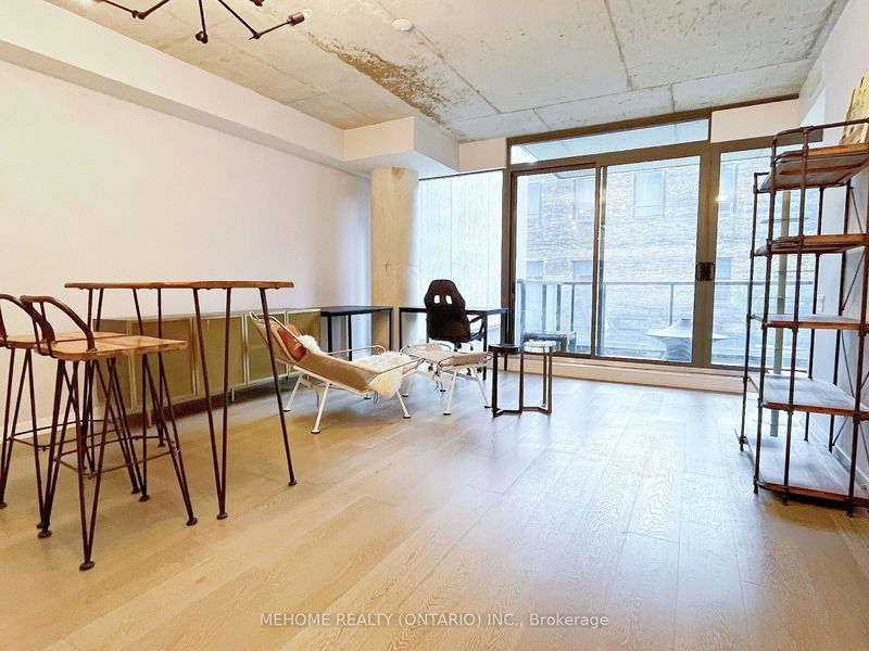 home for lease on 426-560 King Street W