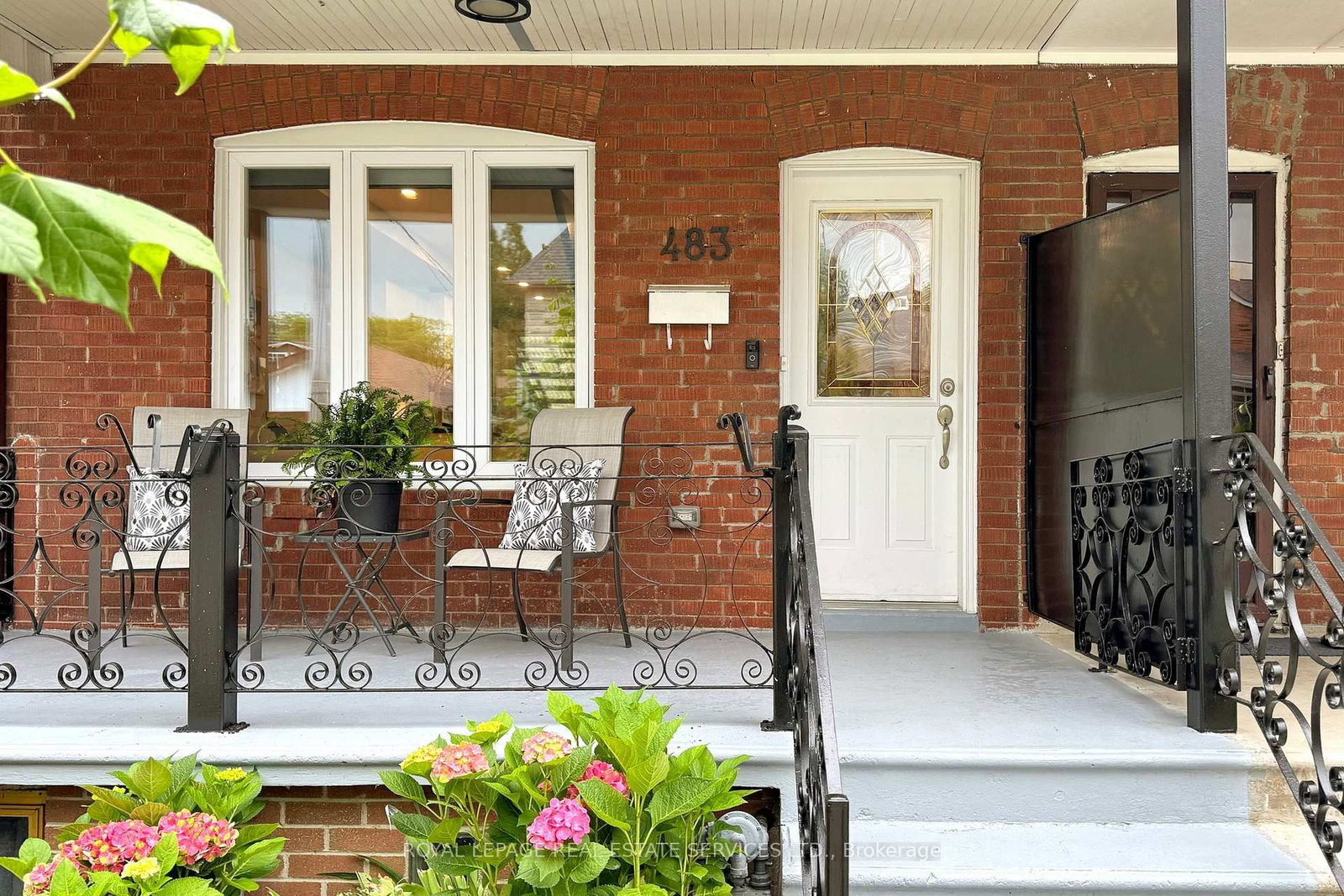 Listing Image 3
