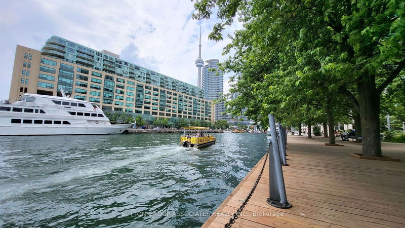  1116 - 211 QUEENS QUAY WEST   Toronto, M5J 2M6 | Image 34