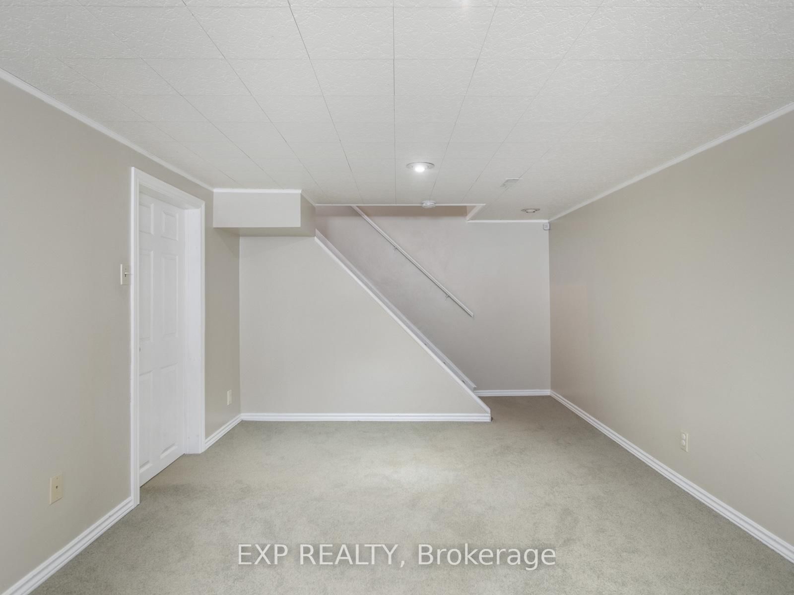 Listing Image 30
