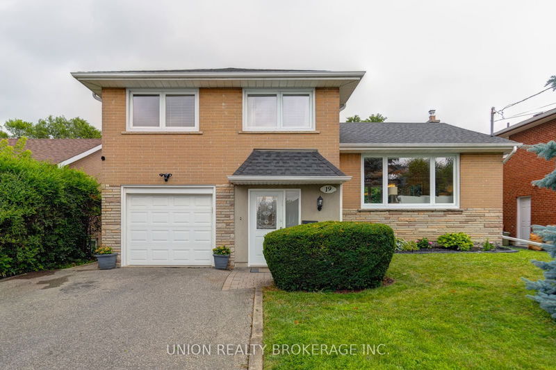 home for sale on 19 Cavotti Crescent
