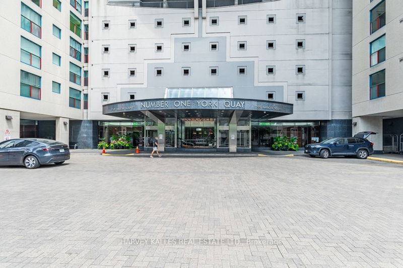 home for lease on 2507-77 Harbour Square S