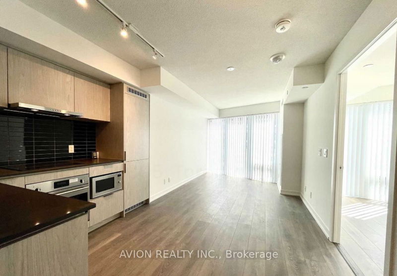 home for lease on 805-60 Shuter Street
