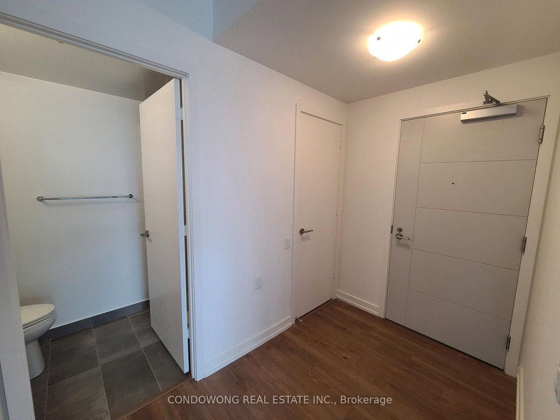 1704 - 203 College St, Toronto, M5T 0C8 | Image 2