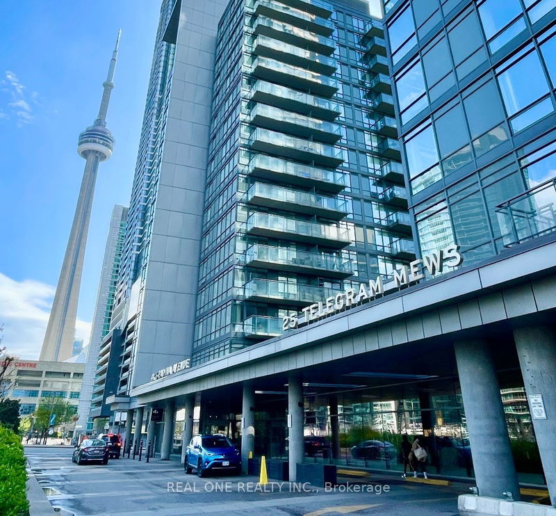 home for lease on 2816-25 Telegram Mews