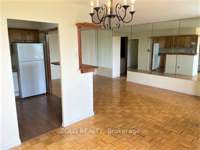 Unit 1209 — 20 Edgecliff Golfway E — photo 4