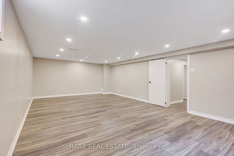 home for lease on Lower-4 Collinson Boulevard