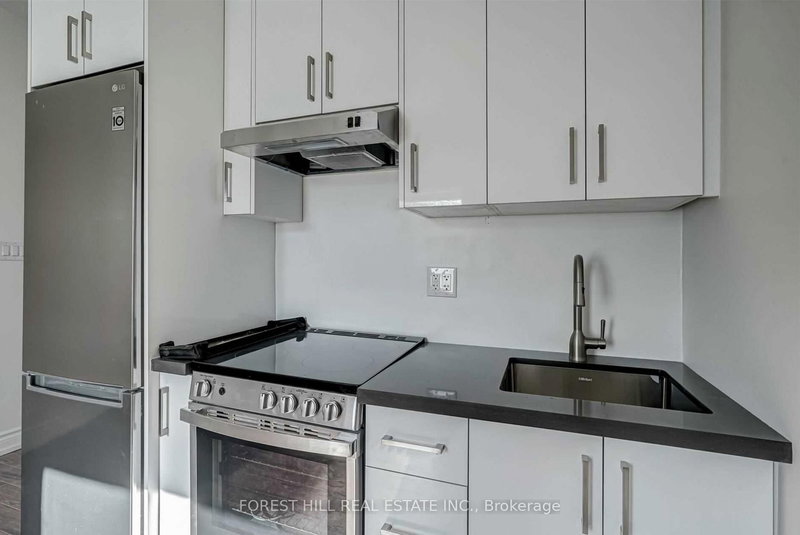 202 - 180 Sherbourne St, Toronto, M5A 2R7 | Image 2