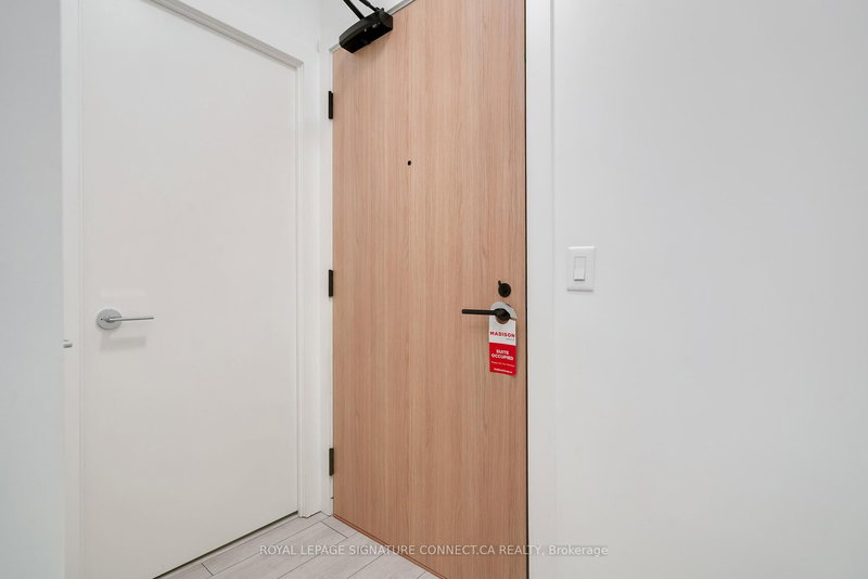 317 - 15 Mercer St, Toronto, M5V 1H2 | Image 2